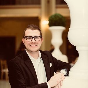 Meet your Posher, Drew